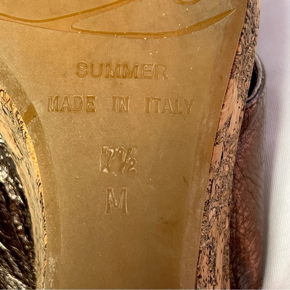 Brighton Metallic Bronze Italian Leather Cork Platform Wedges Sz 7.5 EUC 
💥SALE💥 - Picture 9 of 13